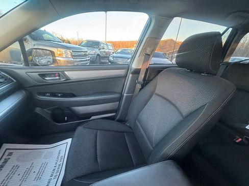 Used 2017 Subaru Outback 2.5i Premium image 25