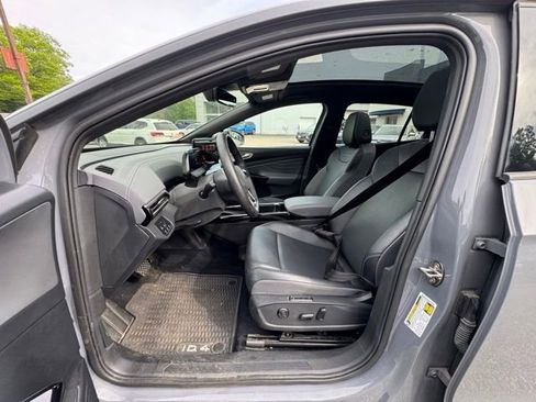 Used 2023 Volkswagen ID.4 Pro S AWD/4WD image 32
