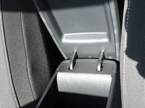 Used 2019 Kia Forte LXS image 27