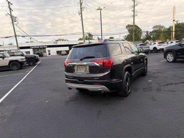 Used 2018 GMC Acadia SLT AWD/4WD image 10