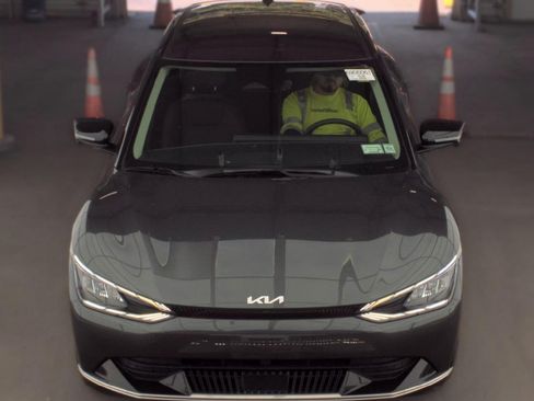 Certified 2024 Kia EV6 Wind w/ Wind Technology Package AWD/4WD image 3