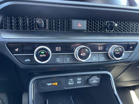 Used 2025 Honda CR-V Sport-L image 11