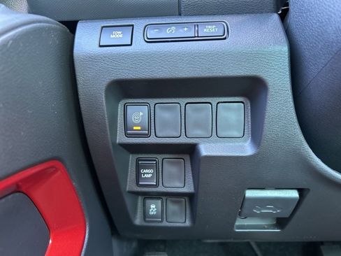 Used 2024 Nissan Frontier Pro-X w/ Technology Package image 26