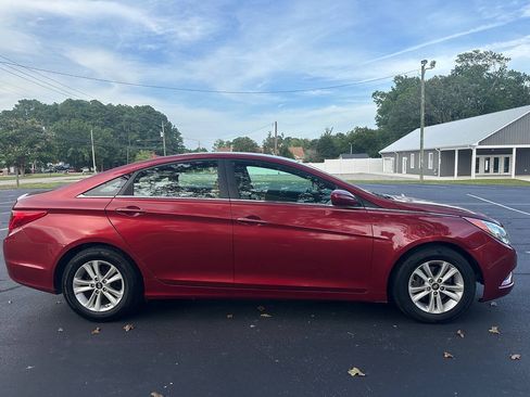 Used 2013 Hyundai Sonata GLS w/ Popular Equipment Pkg FWD image 6
