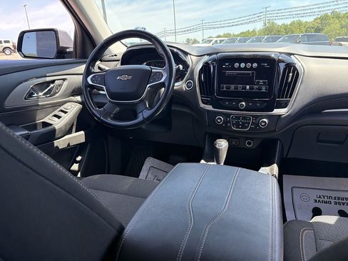 Used 2018 Chevrolet Traverse LT AWD/4WD image 27