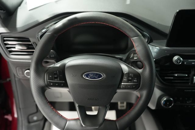 Used 2023 Ford Escape ST-Line AWD/4WD image 13
