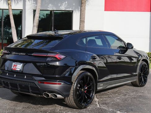 Used 2024 Lamborghini Urus S image 24