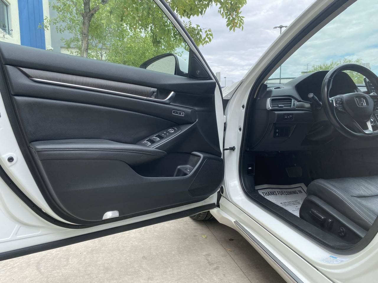 Used 2019 Honda Accord EX-L image 16