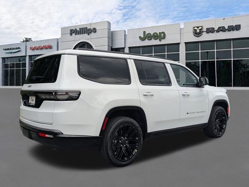 New 2026 Jeep Grand Wagoneer Limited image 3