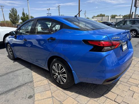 Used 2020 Nissan Versa S FWD image 4
