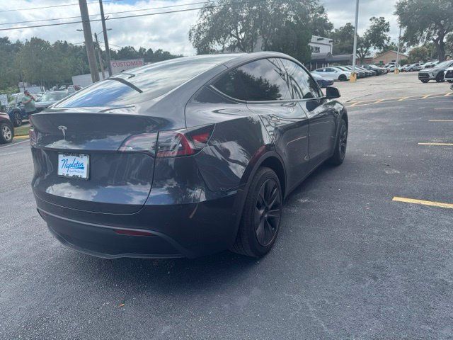 Used 2025 Tesla Model Y Long Range RWD image 6