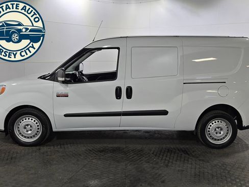 Used 2022 RAM ProMaster City Tradesman FWD image 4