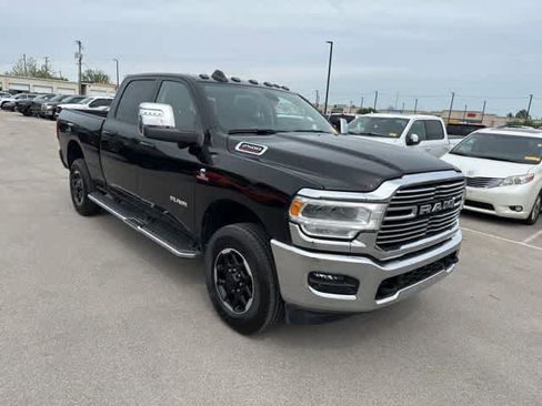 Used 2023 RAM 2500 Laramie AWD/4WD image 19