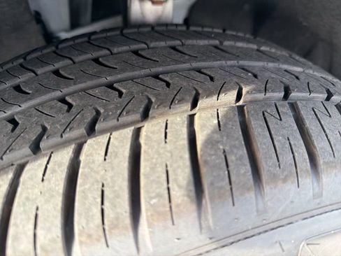 Used 2022 Dodge Durango GT image 27