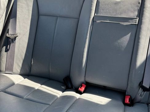 Used 2000 Mercedes-Benz E 320 Sedan image 26