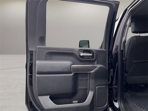 Used 2020 Chevrolet Silverado 2500 LTZ image 29