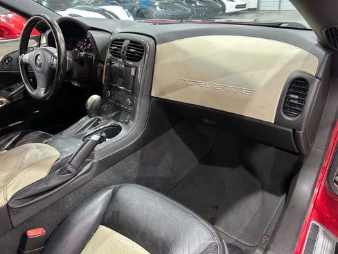 Used 2008 Chevrolet Corvette Coupe w/ Preferred Equipment Group RWD image 9
