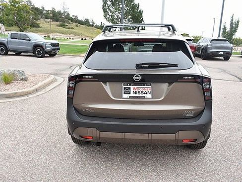 New 2026 Nissan Kicks SV w/ SV Premium Package image 5