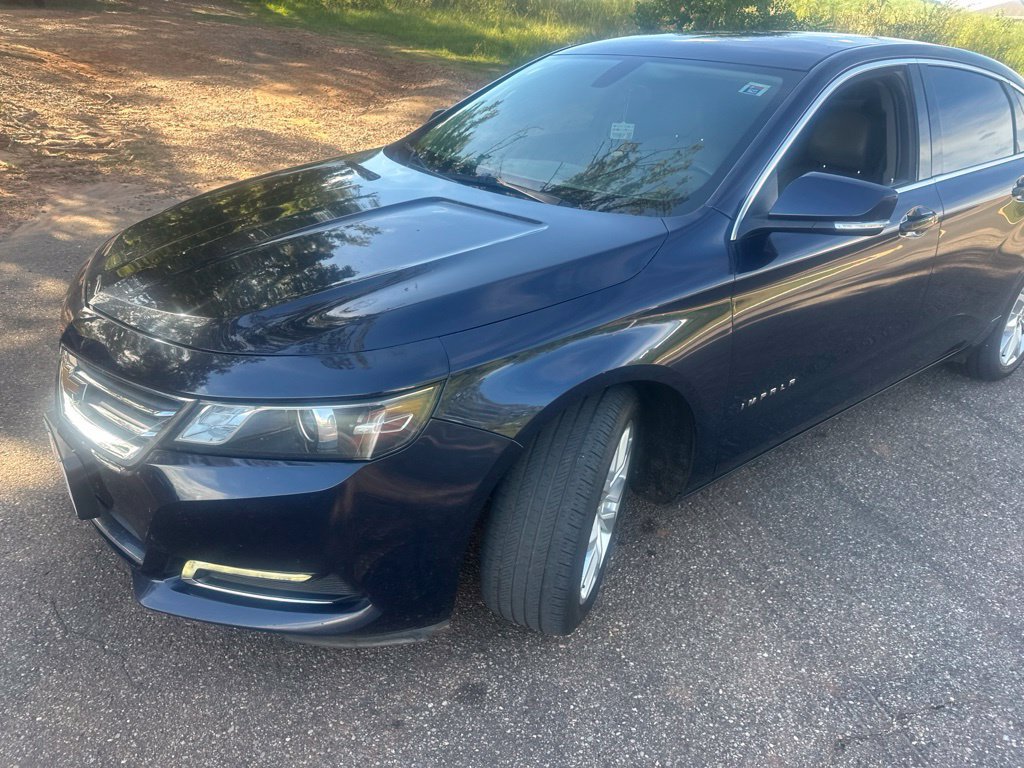 Used 2019 Chevrolet Impala LT FWD image 2