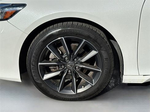 Used 2021 Honda Accord EX-L image 31