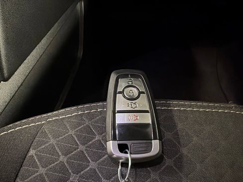 Certified 2025 Ford Escape Active AWD/4WD image 35