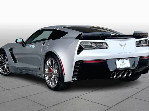 Used 2016 Chevrolet Corvette Z06 w/ 3LZ Preferred Equipment Group image 12