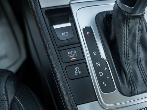 Used 2012 Volkswagen CC Executive AWD/4WD image 26