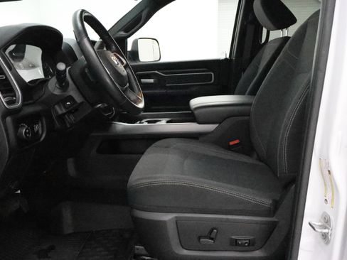 Used 2022 RAM 3500 Big Horn w/ Level C Equiment Group image 9