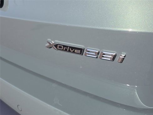 Used 2025 BMW X1 xDrive28i image 5