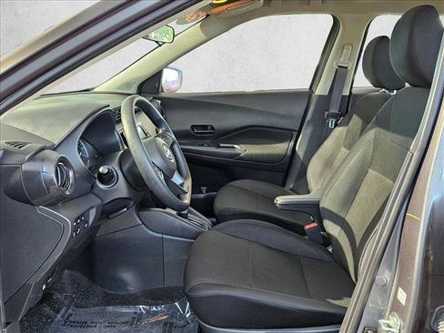 Used 2024 Nissan Kicks S FWD image 15