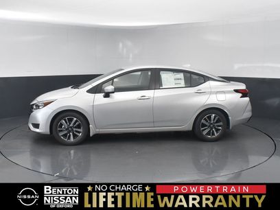 New 2025 Nissan Versa SV w/ Trunk Package