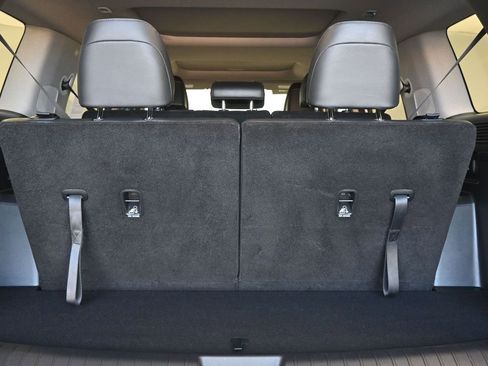 Used 2025 Hyundai Santa Fe Limited image 19