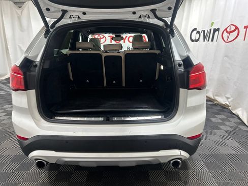Used 2022 BMW X1 xDrive28i w/ Convenience Package AWD/4WD image 17