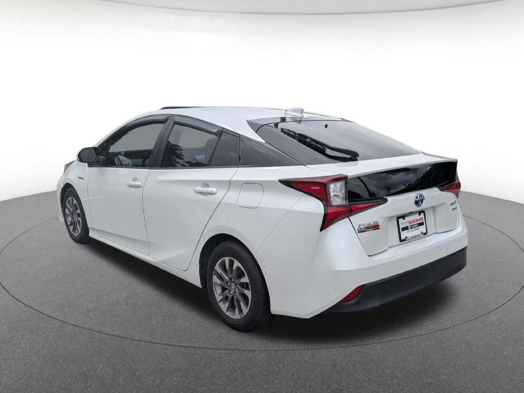 Used 2022 Toyota Prius Limited w/ Premium Convenience Package FWD image 3