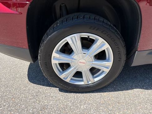 Used 2017 GMC Terrain SLT w/ Open Road Package AWD/4WD image 30