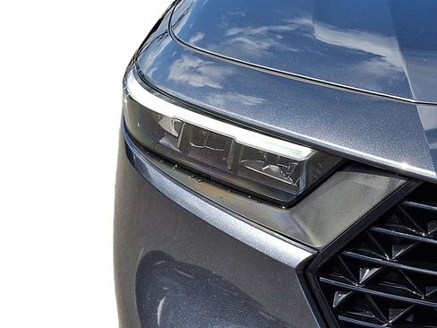 Used 2023 Honda Accord EX image 11