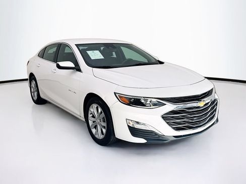Used 2024 Chevrolet Malibu LT FWD image 1