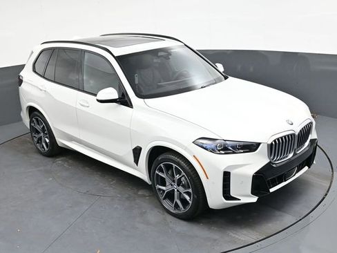 Used 2026 BMW X5 xDrive40i w/ M Sport Package AWD/4WD image 20