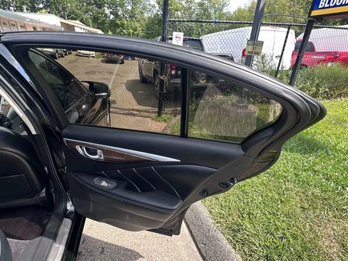 Used 2015 INFINITI Q50 Premium w/ Deluxe Touring Package image 28