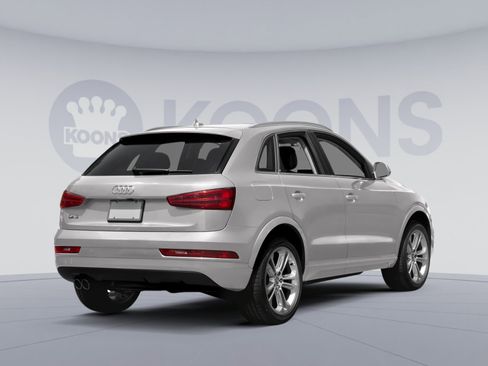 Used 2018 Audi Q3 2.0T Premium Plus w/ Premium Plus Package image 2