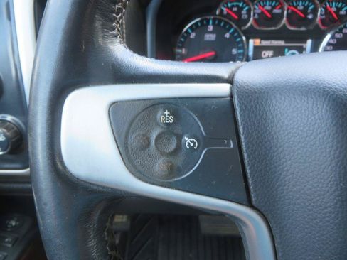 Used 2019 GMC Sierra 2500 SLE AWD/4WD image 17