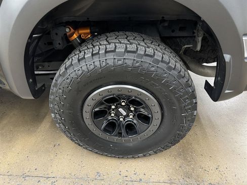 Used 2023 Ford F150 Raptor w/ Raptor Carbon Fiber Package AWD/4WD image 9