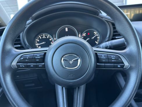 Used 2025 MAZDA MAZDA3 s image 22