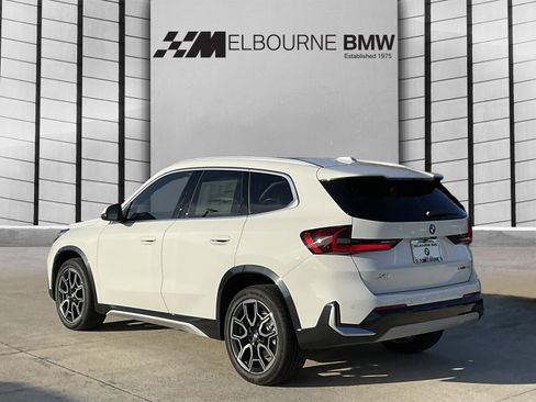New 2025 BMW X1 xDrive28i w/ Technology Package image 6
