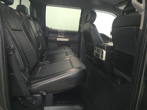 Used 2019 Ford F250 Lariat w/ Chrome Package AWD/4WD image 6