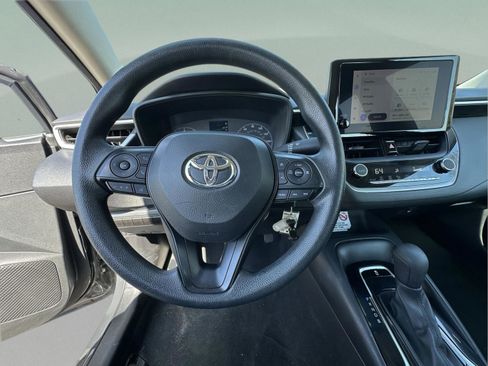 Used 2023 Toyota Corolla LE image 24