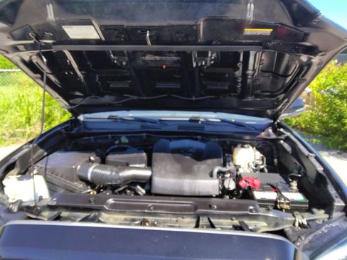 Used 2020 Toyota Tacoma 4x4 Double Cab image 20