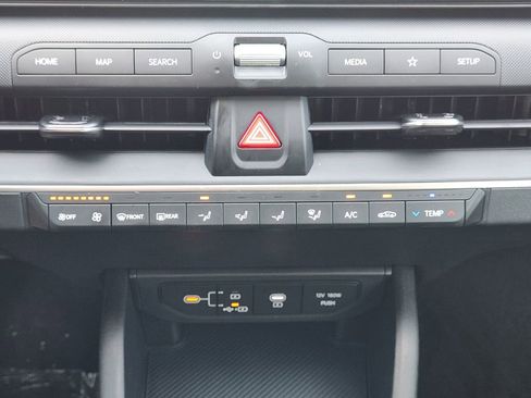 New 2026 Kia K4 LXS image 14