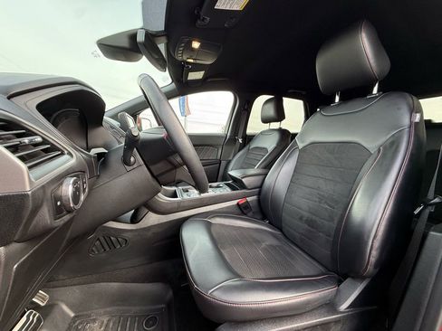 Used 2024 Ford Edge ST-Line image 21