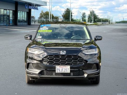 Certified 2026 Honda HR-V LX image 14